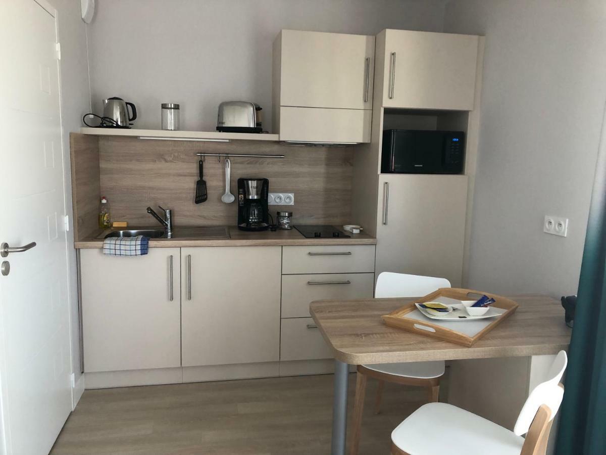 Domitys Les Fregates Aparthotel Les Sables-dʼOlonne Exteriör bild
