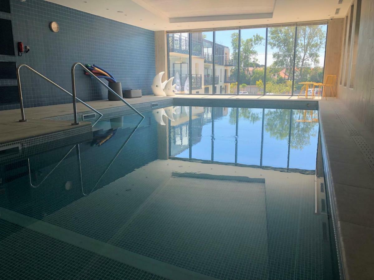 Domitys Les Fregates Aparthotel Les Sables-dʼOlonne Exteriör bild