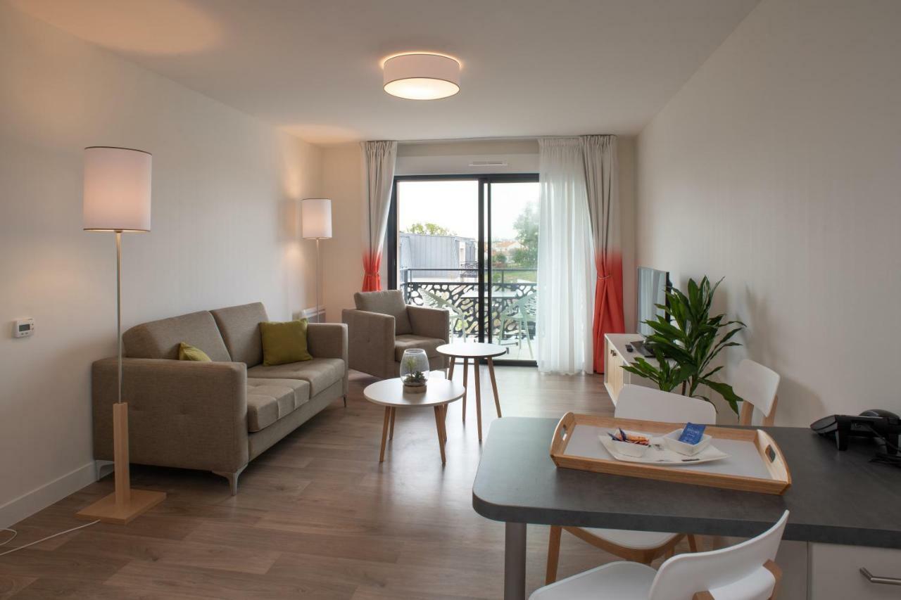 Domitys Les Fregates Aparthotel Les Sables-dʼOlonne Exteriör bild